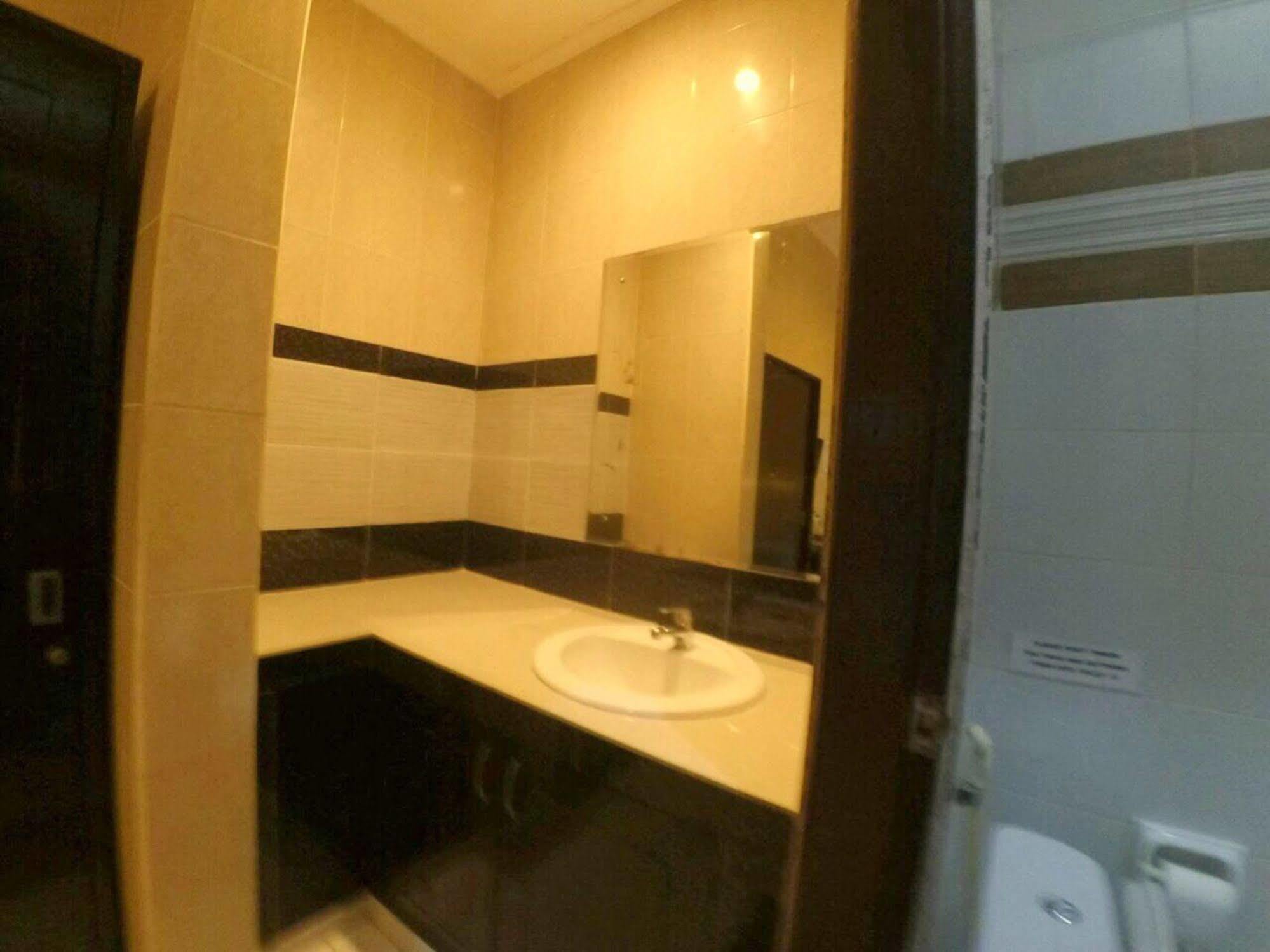 Denays House Hotel Jimbaran  Luaran gambar
